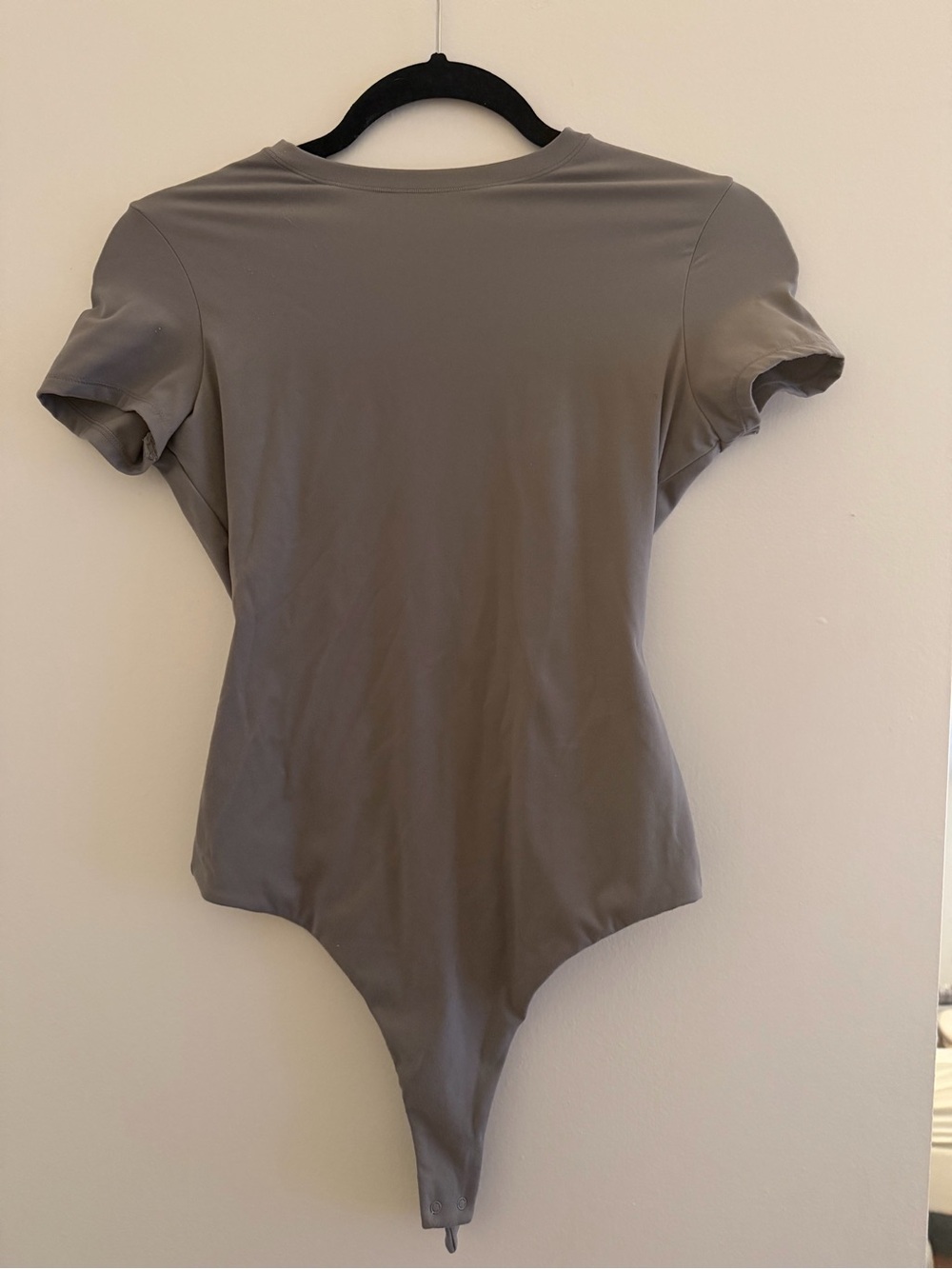 Classic Short Sleeve Bodysuit in Gray